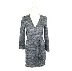 T-bags Los Angeles black white wrap long sleeve v neck sweater dress size XS